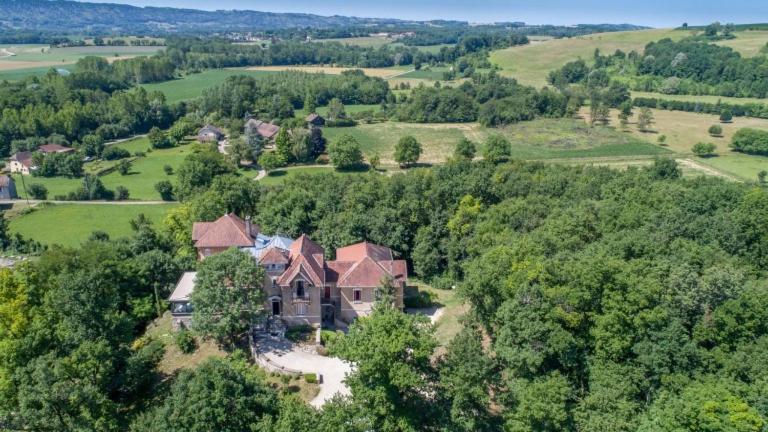 La Garenne De Morestel Экстерьер фото